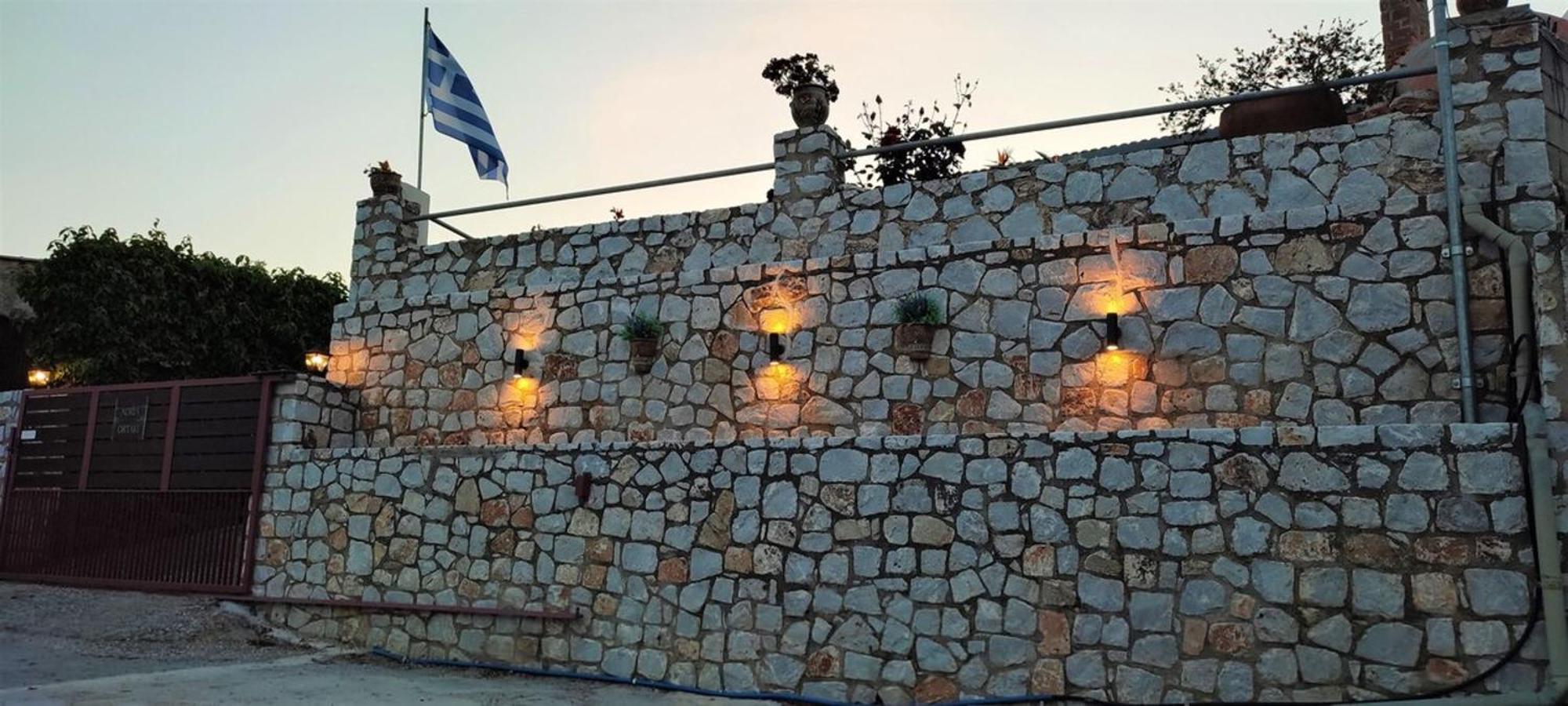 Aoria Traditional House With Stuning Mountain View Loulos Luaran gambar